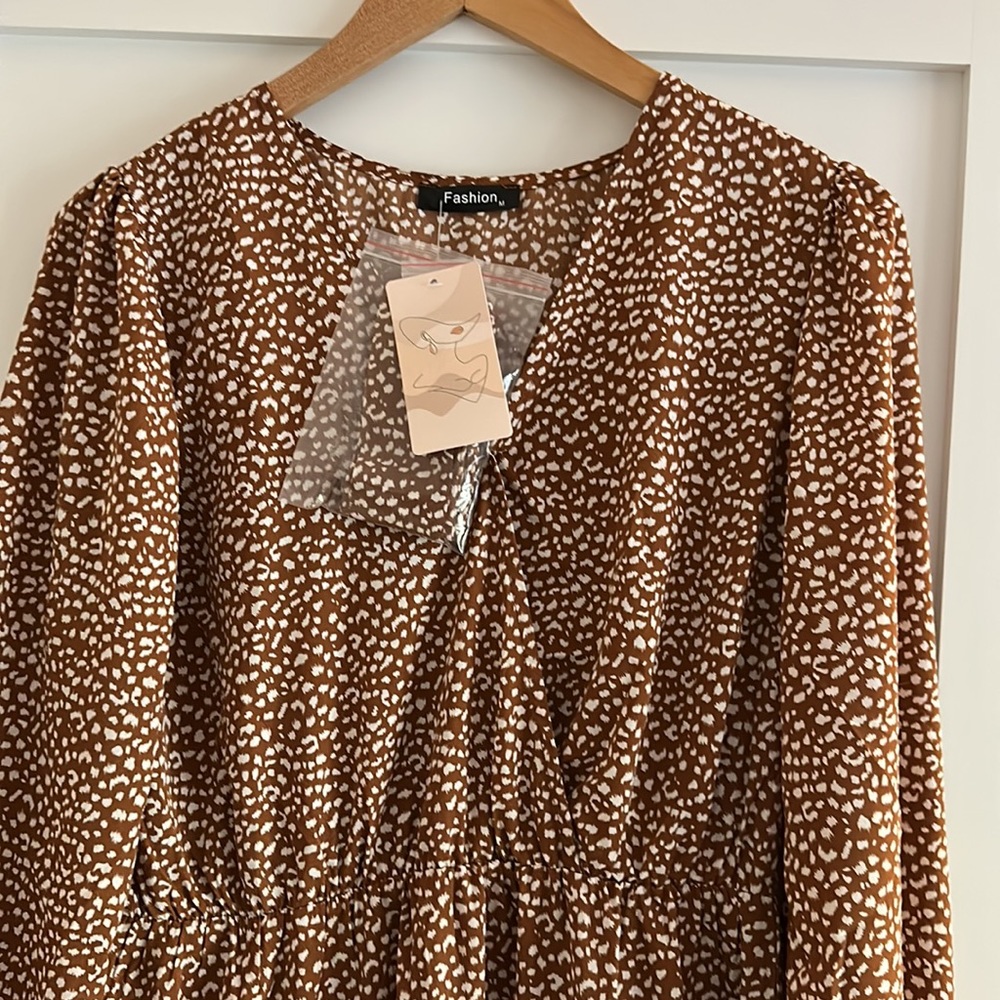 Pretty Garden Long Sleeve Dress - Picture 8 of 10